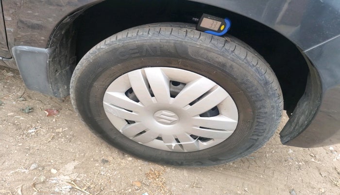 2019 Maruti Alto VXI, Petrol, Manual, 49,026 km, tyre