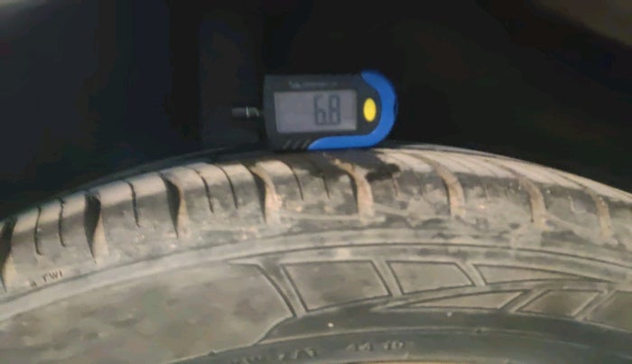 2016 Ford Ecosport TITANIUM 1.5L DIESEL, Diesel, Manual, 82,243 km, tyre