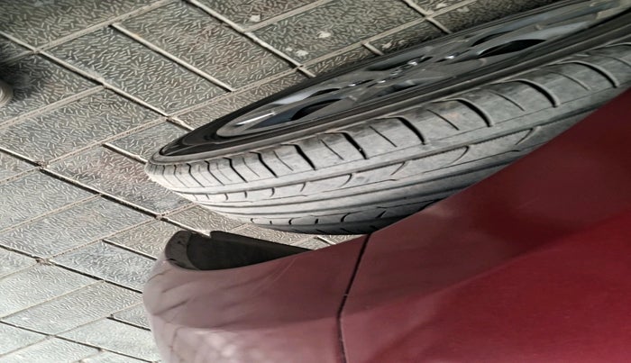 2015 Hyundai Grand i10 SPORTZ 1.2 KAPPA VTVT, Petrol, Manual, 50,179 km, tyre