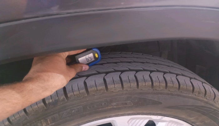 2021 Maruti Vitara Brezza ZXI, Petrol, Manual, 72,401 km, tyre