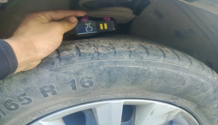 2019 Nissan Kicks XL 1.5, Petrol, Manual, 63,455 km, tyre