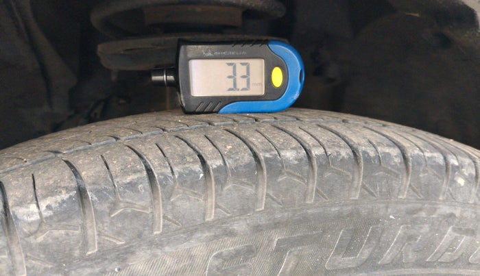 2021 Tata ALTROZ XE PETROL, Petrol, Manual, 1,30,190 km, tyre