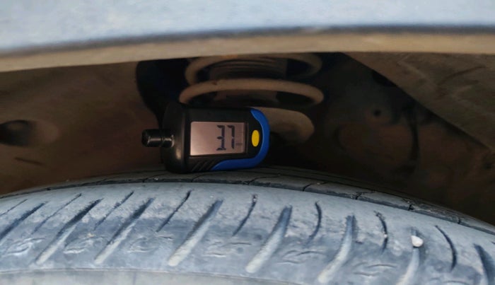 2021 KIA SONET HTX 1.0 DCT, Petrol, Automatic, 43,446 km, tyre