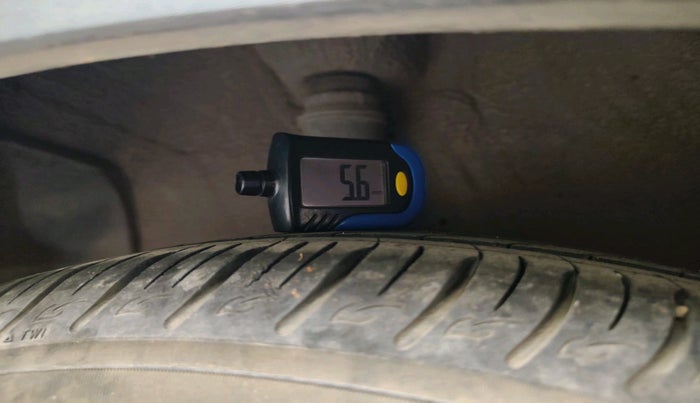 2021 KIA SONET HTX 1.0 DCT, Petrol, Automatic, 43,446 km, tyre