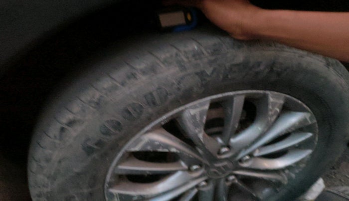 2017 Maruti S Cross ZETA 1.3, Diesel, Manual, 1,22,484 km, tyre