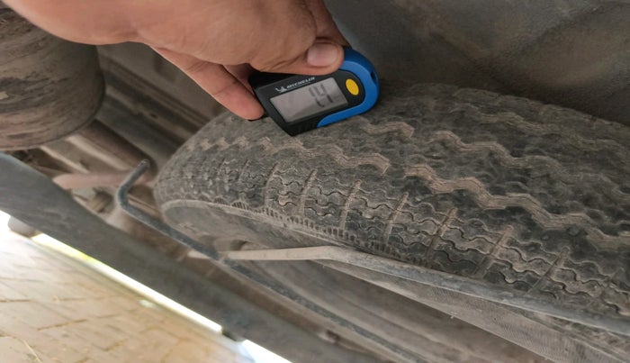 2019 Renault TRIBER RXL MT, Petrol, Manual, 1,31,360 km, tyre