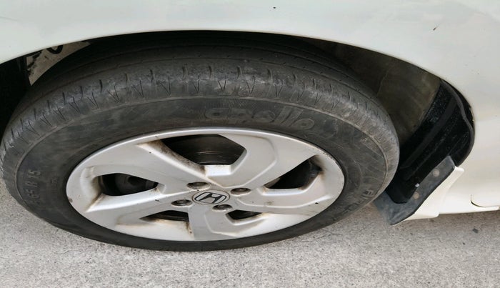 2015 Honda City 1.5L I-DTEC VX, Diesel, Manual, 1,44,716 km, tyre