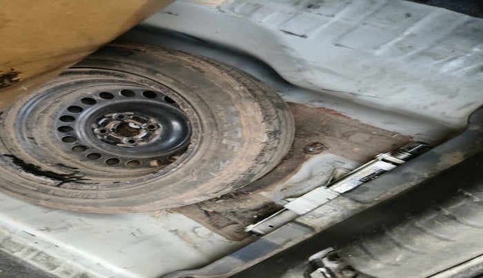 2015 Honda City 1.5L I-DTEC VX, Diesel, Manual, 1,44,716 km, tyre