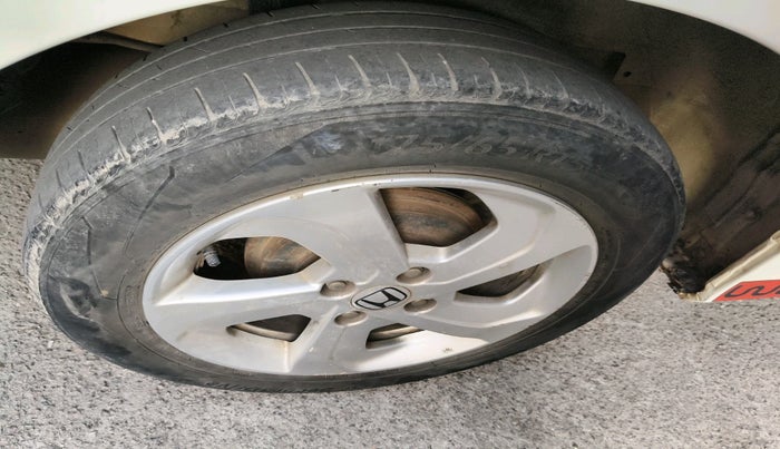 2015 Honda City 1.5L I-DTEC VX, Diesel, Manual, 1,44,716 km, tyre