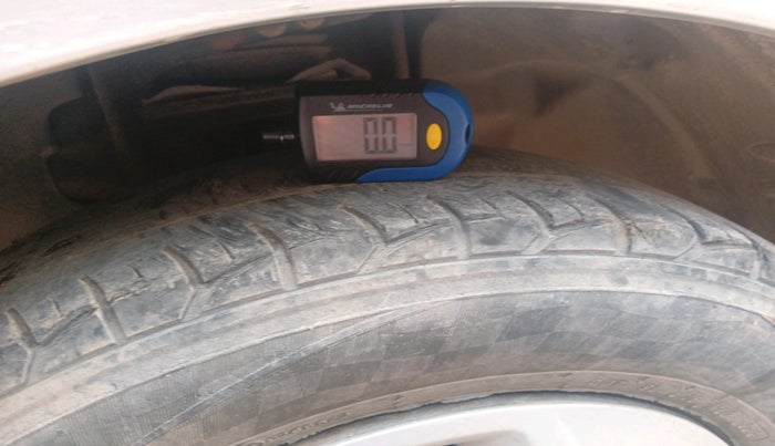 2018 Tata Tiago XT PETROL, Petrol, Manual, 87,133 km, tyre