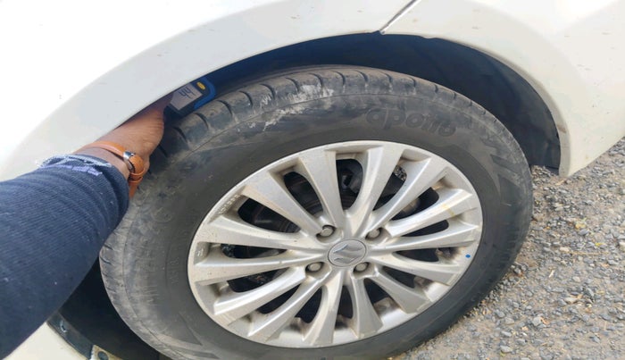 2018 Maruti Ciaz DELTA 1.5 SHVS MT PETROL, CNG, Manual, 1,17,642 km, tyre