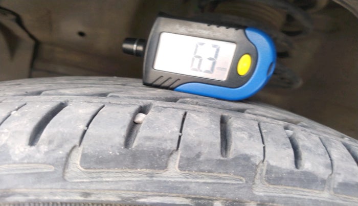 2016 Maruti Ciaz VDI+ SHVS, Diesel, Manual, 84,943 km, tyre