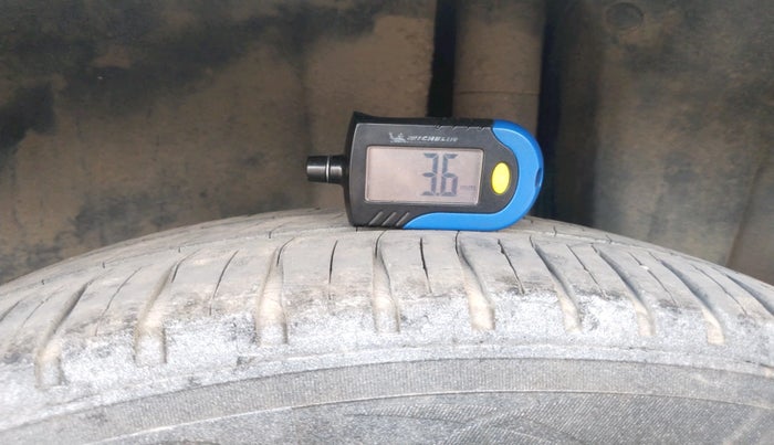 2016 Maruti Ciaz VDI+ SHVS, Diesel, Manual, 84,943 km, tyre