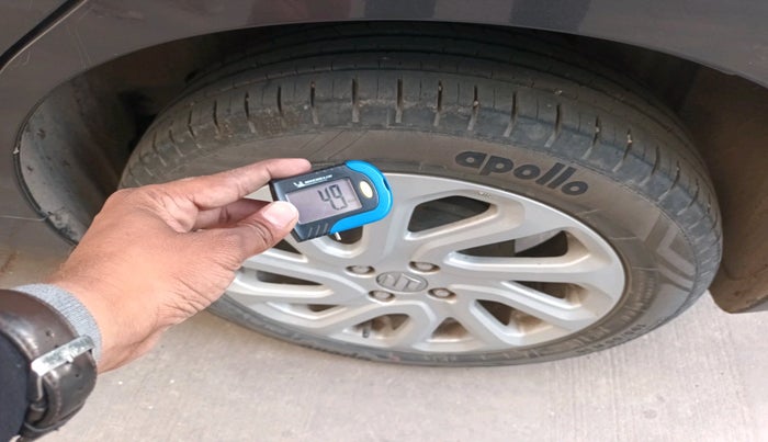 2022 Maruti Baleno ZETA PETROL 1.2, CNG, Manual, 77,066 km, tyre