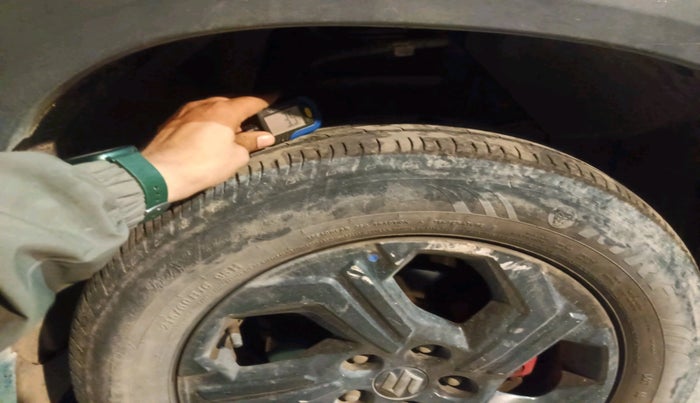 2023 Maruti BREZZA ZXI S-CNG, CNG, Manual, 54,460 km, tyre