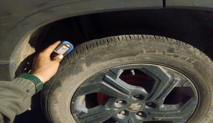 2023 Maruti BREZZA ZXI S-CNG, CNG, Manual, 54,460 km, tyre