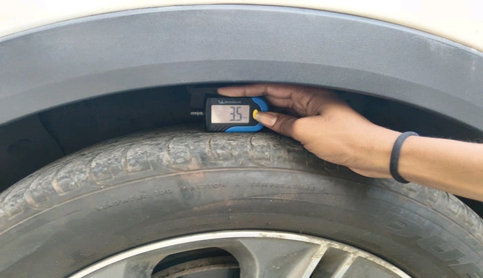 2017 Hyundai Creta SX PLUS AT 1.6 PETROL, Petrol, Automatic, 81,490 km, tyre