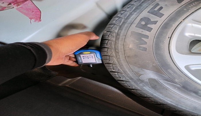 2016 Maruti Swift Dzire ZDI AMT, Diesel, Automatic, 75,614 km, tyre