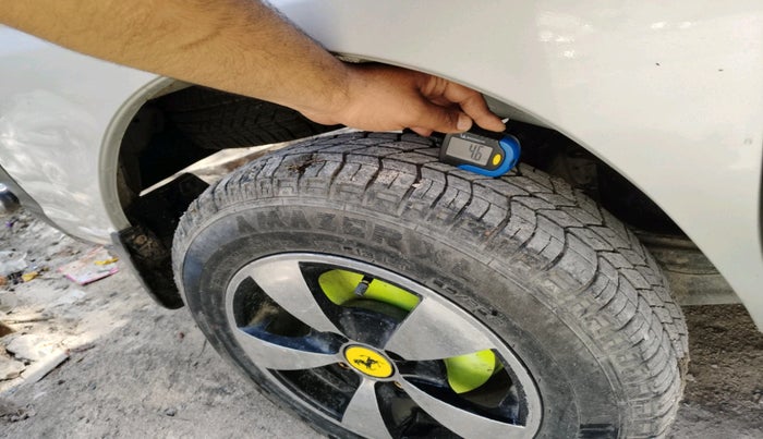 2022 Maruti Eeco 5 STR AC CNG (O), CNG, Manual, 13,246 km, tyre