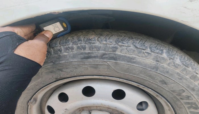 2013 Hyundai i10 ERA 1.1, CNG, Manual, 69,811 km, tyre