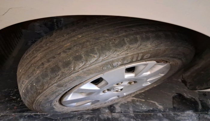 2013 Hyundai i20 MAGNA 1.2, Petrol, Manual, 31,427 km, tyre