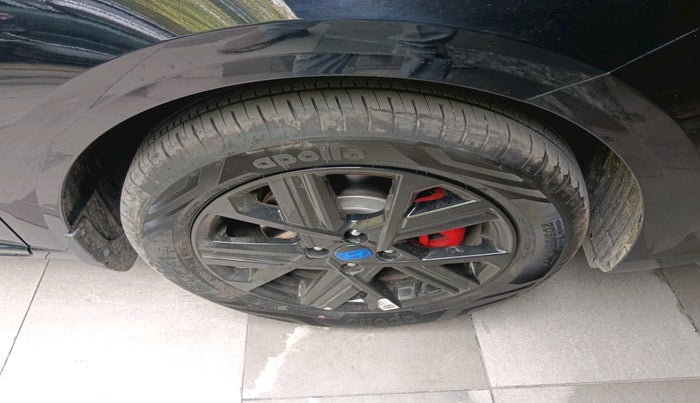 2025 Hyundai Verna S (O) Turbo DCT, Petrol, Automatic, 454 km, tyre