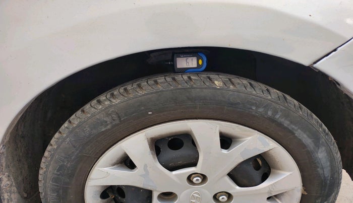 2014 Hyundai Grand i10 SPORTZ 1.1 CRDI, Diesel, Manual, 76,522 km, tyre