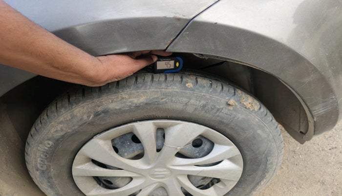 2023 Maruti Swift VXI CNG, CNG, Manual, 16,523 km, tyre