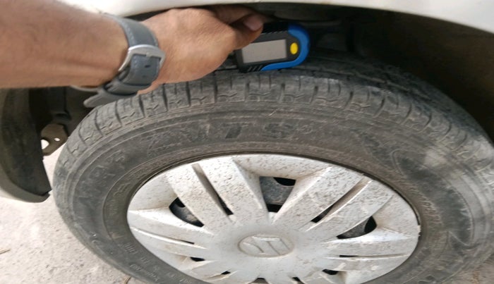 2015 Maruti Alto 800 LXI, Petrol, Manual, 70,847 km, tyre