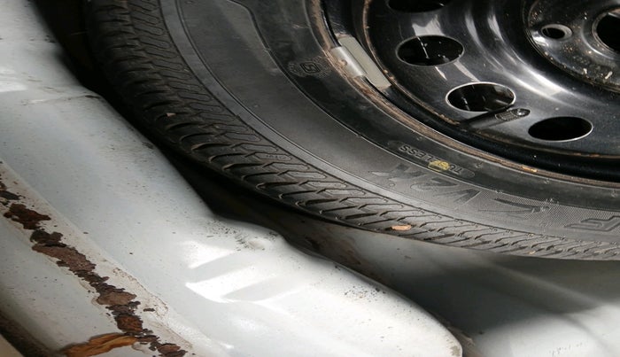 2016 Ford Figo Aspire TITANIUM1.5 DIESEL, Diesel, Manual, 1,17,766 km, tyre