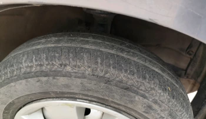 2018 Maruti Wagon R 1.0 LXI CNG, CNG, Manual, 49,159 km, tyre