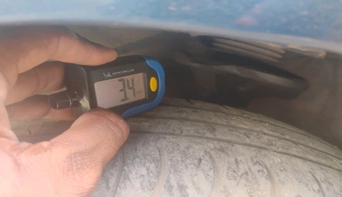 2008 Hyundai Santro Xing GLS, Petrol, Manual, 8,64,243 km, tyre