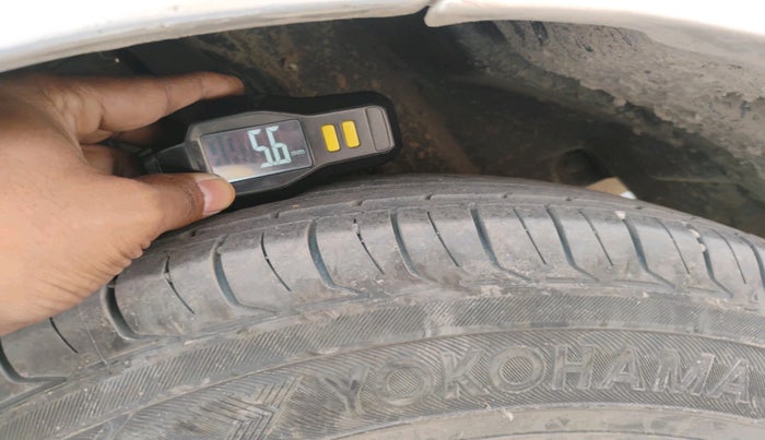 2011 Maruti Swift Dzire VXI, CNG, Manual, 1,11,625 km, tyre