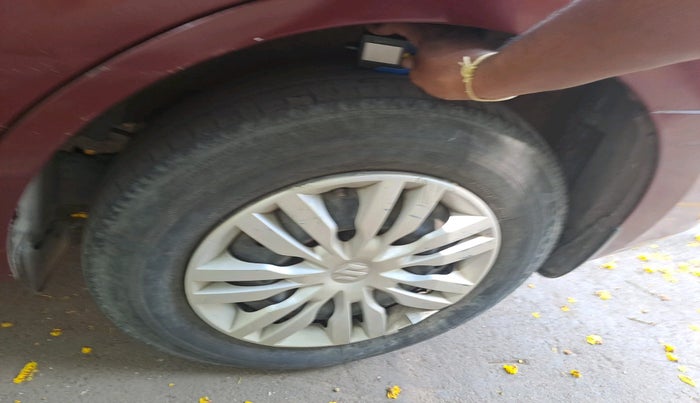 2020 Maruti Dzire VXI, Petrol, Manual, 46,178 km, tyre