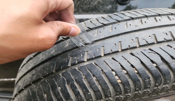 2016 Ford Ecosport TITANIUM 1.5L DIESEL, Diesel, Manual, 2,13,286 km, tyre