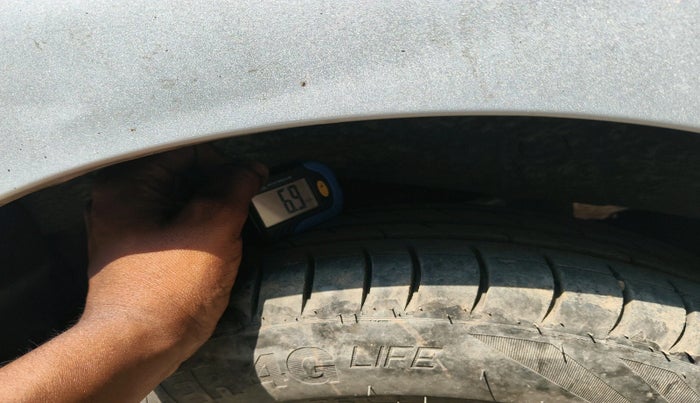 2007 Hyundai Santro Xing XL, Petrol, Manual, 69,205 km, tyre