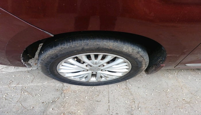 2019 Maruti Ertiga ZDI+ 1.3, Diesel, Manual, 1,73,050 km, tyre