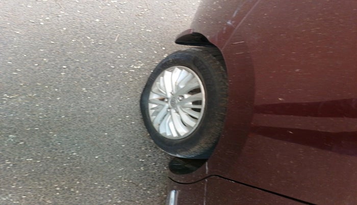 2019 Maruti Ertiga ZDI+ 1.3, Diesel, Manual, 1,73,050 km, tyre