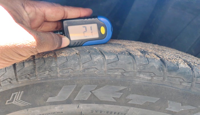 2024 Maruti Dzire VXI, Petrol, Manual, 54,697 km, tyre