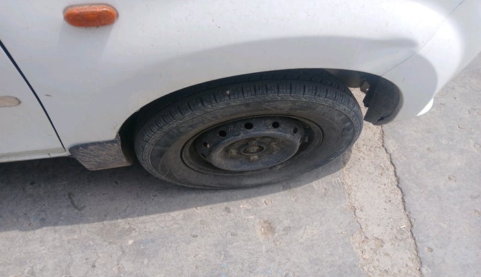 2015 Maruti Alto 800 LXI, Petrol, Manual, 86,377 km, tyre