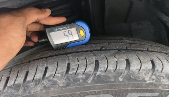 2021 Renault Kiger RXT AMT, Petrol, Automatic, 25,223 km, tyre