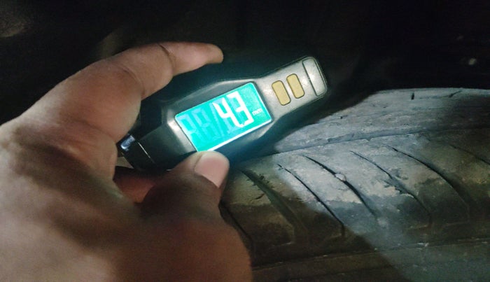 2023 Renault Kiger RXZ AMT DUAL TONE, Petrol, Automatic, 30,761 km, tyre