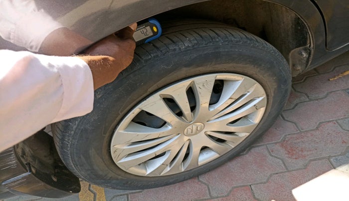 2015 Maruti Ertiga VDI, Diesel, Manual, 1,08,577 km, tyre