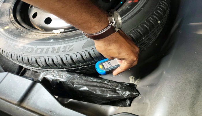 2017 Maruti Dzire ZXI PLUS, Petrol, Manual, 44,732 km, tyre