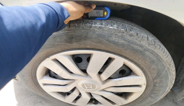 2015 Honda Jazz 1.2L I-VTEC S, Petrol, Manual, 96,173 km, tyre