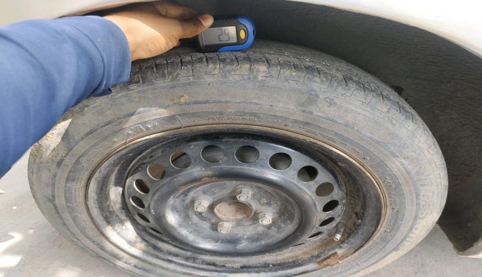 2015 Honda Jazz 1.2L I-VTEC S, Petrol, Manual, 96,173 km, tyre