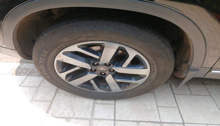 2022 Tata Safari XZA PLUS, Diesel, Automatic, 78,718 km, tyre