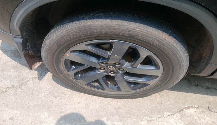 2022 Tata Safari XZA PLUS, Diesel, Automatic, 78,718 km, tyre