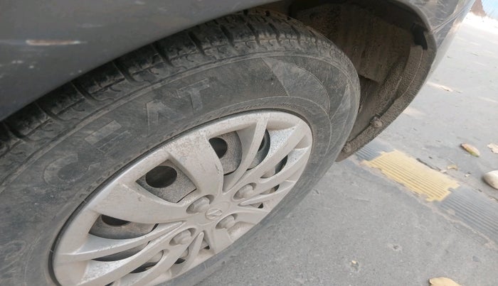 2013 Hyundai i10 MAGNA 1.2, Petrol, Manual, 58,042 km, tyre