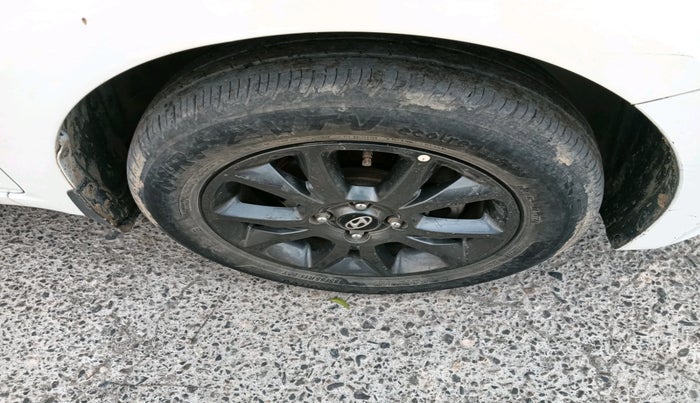 2017 Hyundai Elite i20 SPORTZ 1.4 CRDI, Diesel, Manual, 86,587 km, tyre